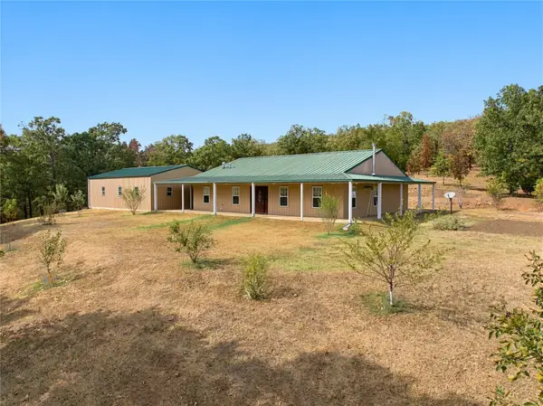 11821 W 9 Highway, Stigler, OK 74462