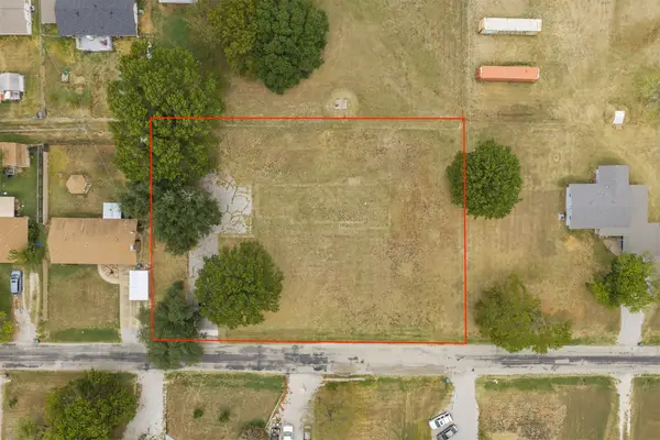 Higgins Street, Marietta, OK 73448