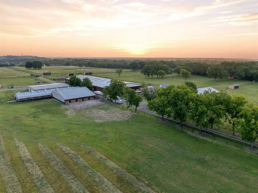 2209 E 181st Street S, Mounds, OK 74047 - #3