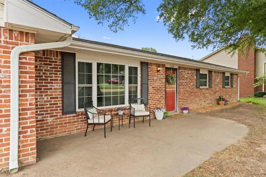 1250 Macklyn Lane, Bartlesville, OK 74006 - #2