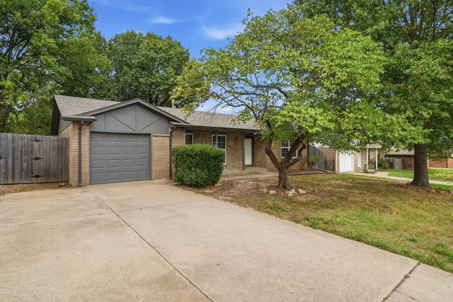 607 W 150th Street S, Glenpool, OK 74033 - #2