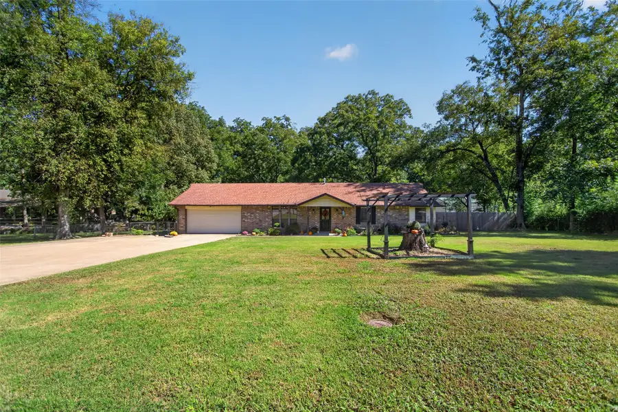 1002 N Hopi Street, Chouteau, OK 74337 - #2