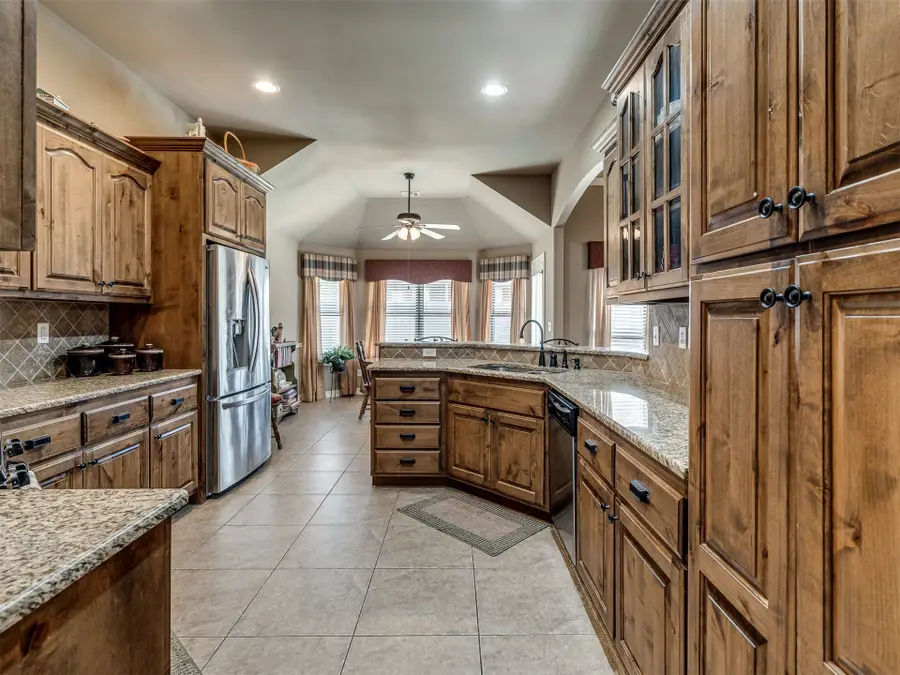 7009 N 120th East Avenue, Owasso, OK 74055 - #3