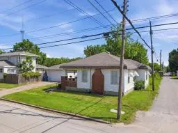 1115 E 4th Street, Bartlesville, OK 74003 - #2