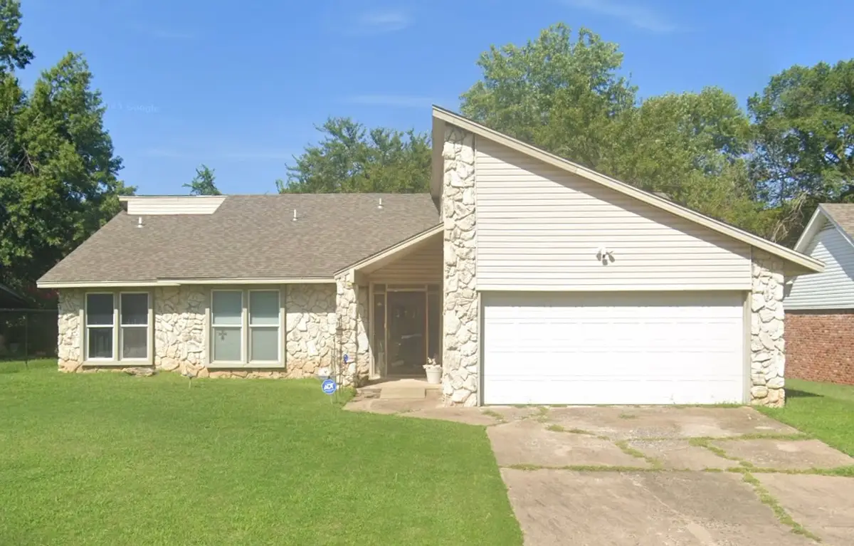 2612 S Chestnut Avenue, Broken Arrow, OK 74012 - #1