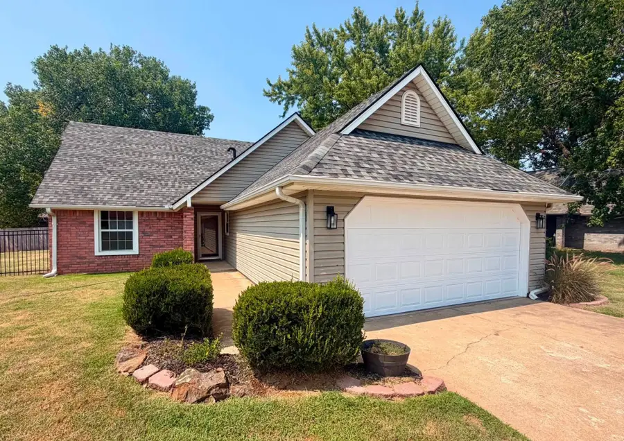 1527 E 76th Street, Tulsa, OK 74136 - #2