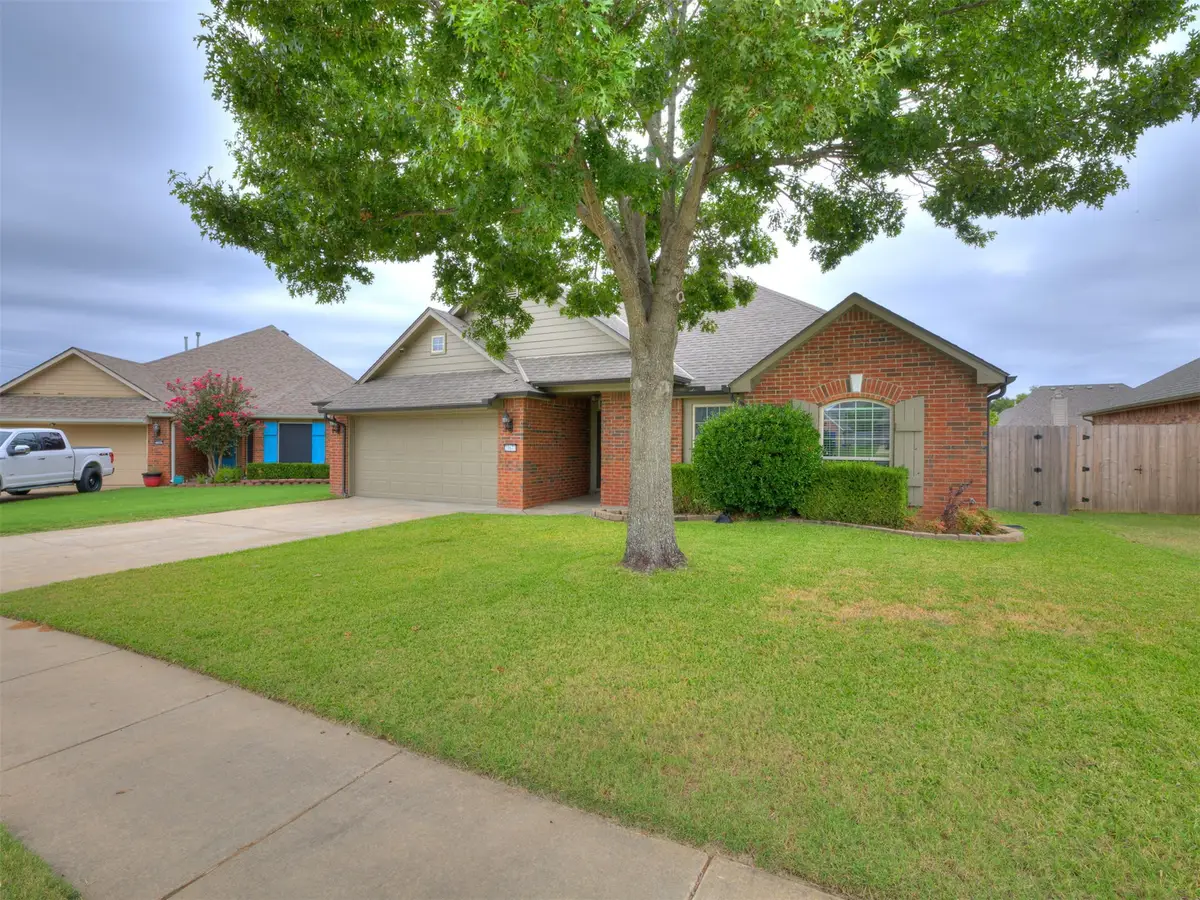 21677 E 39th Place, Broken Arrow, OK 74014 - #1