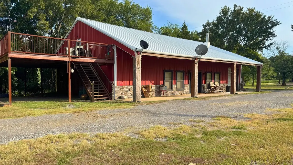 52901 201st Avenue, Hodgen, OK 74939 - #1