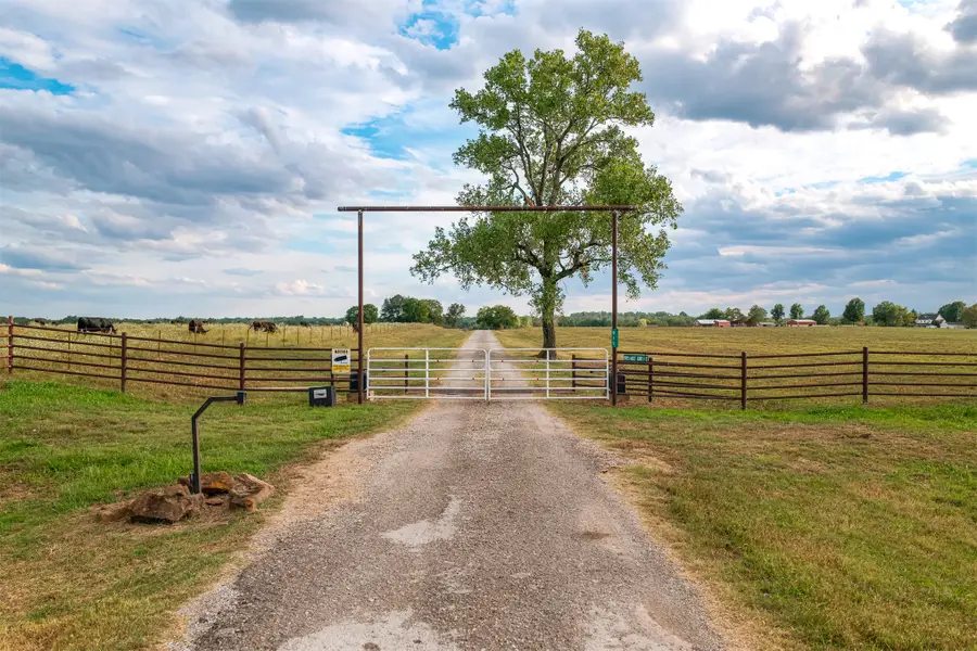 815 W 90th Street, Wagoner, OK 74467 - #2