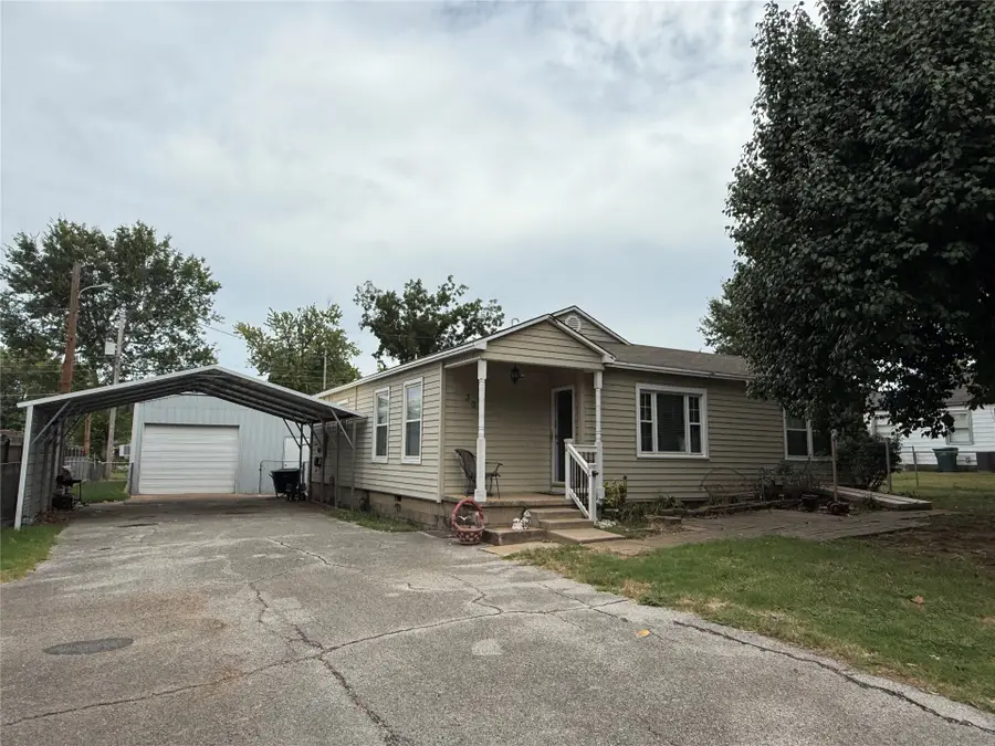 305 W 40th Place, Sand Springs, OK 74063 - #2