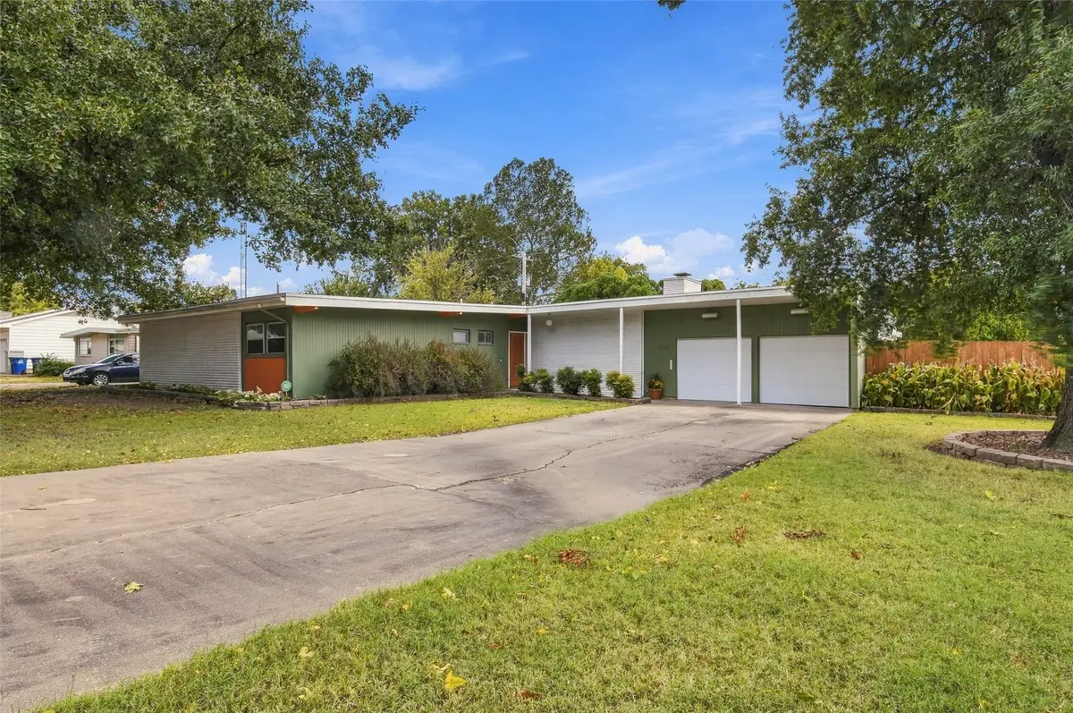 5308 E 27th Street, Tulsa, OK 74114 - #1