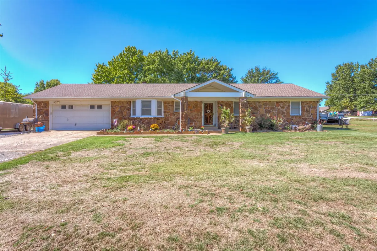 16932 S 321st East Avenue, Coweta, OK 74429 - #1