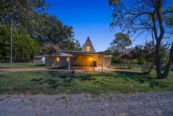 14046 N 365 Road, Hulbert, OK 74441