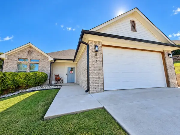 812 E Finley Ridge Drive, Tahlequah, OK 74464
