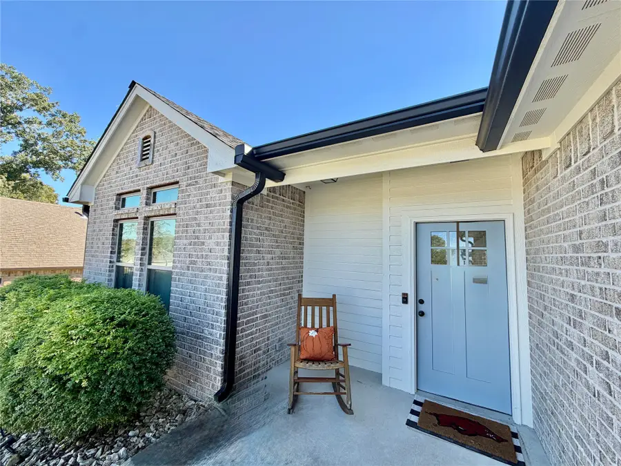 812 E Finley Ridge Drive, Tahlequah, OK 74464 - #2