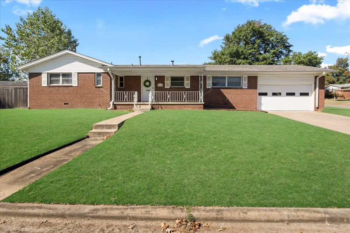2810 S Hudson Avenue, Tulsa, OK 74114 - #1