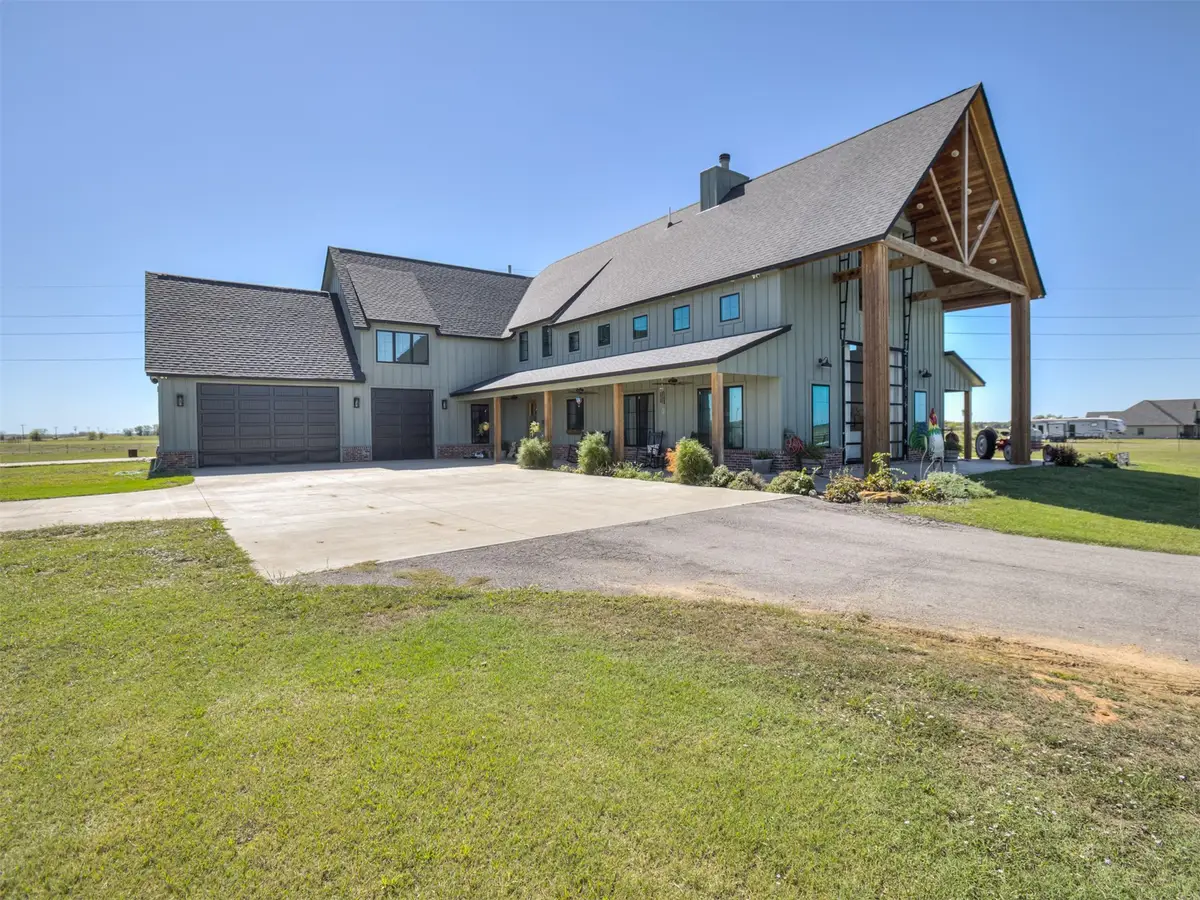 23960 E 710 Road N, Wagoner, OK 74467 - #1