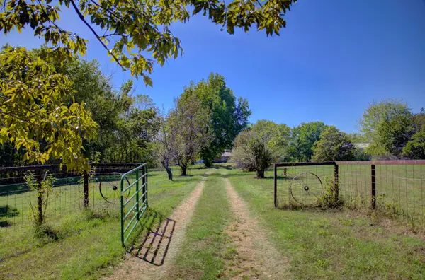 37433 4450 Road, Vinita, OK 74301