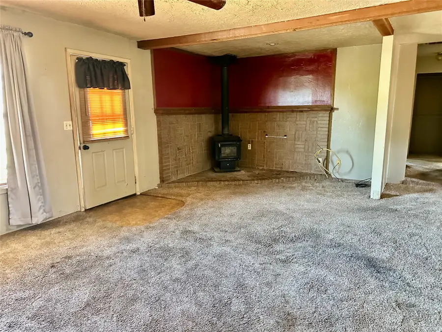 703 E Wynnewood Avenue, Sulphur, OK 73086 - #2
