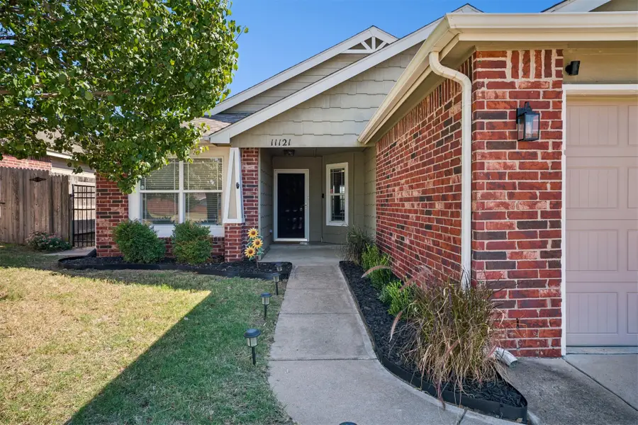 11121 N 144th East Avenue, Owasso, OK 74055 - #3