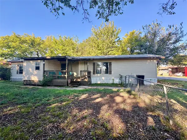 2705 E Lansing Avenue, Broken Arrow, OK 74014