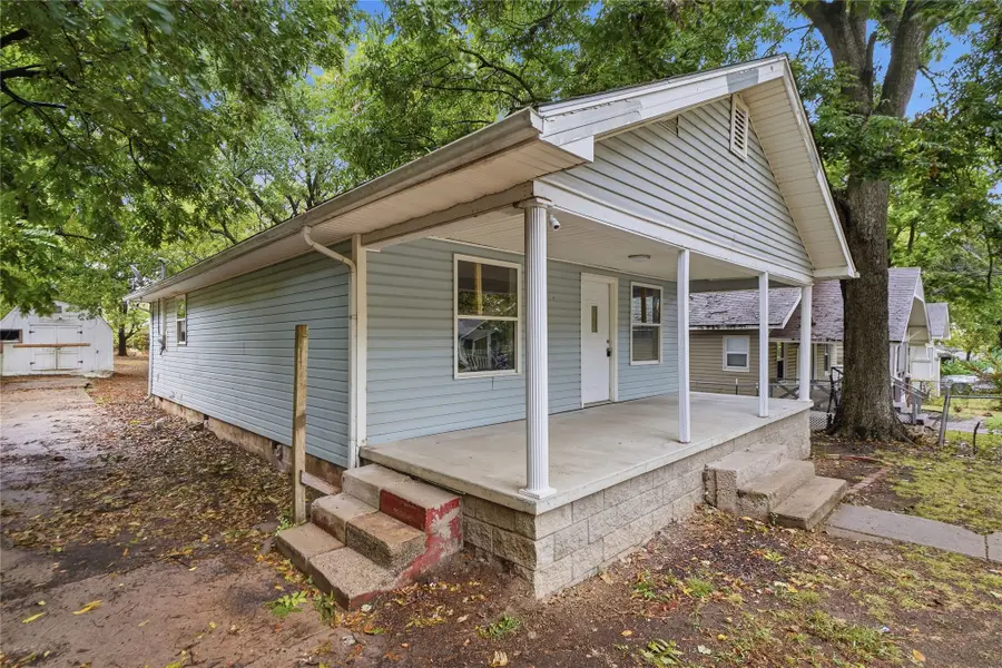 55 N Xanthus Avenue, Tulsa, OK 74110 - #2