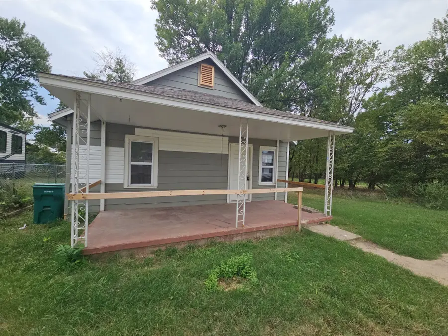 1128 E Arch Avenue, Sapulpa, OK 74066 - #2