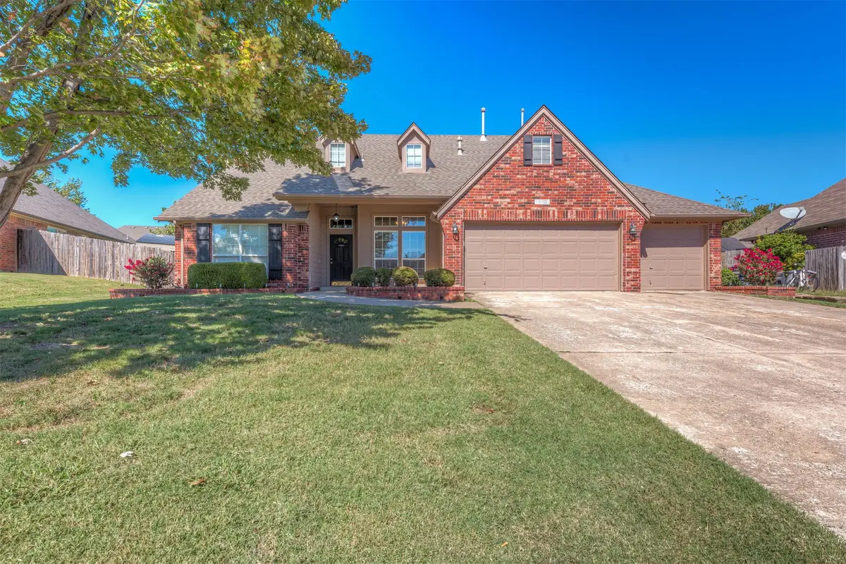 19923 E 48th Street S, Broken Arrow, OK 74014 - #1