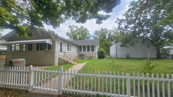 214 F Street Nw, Miami, OK 74354