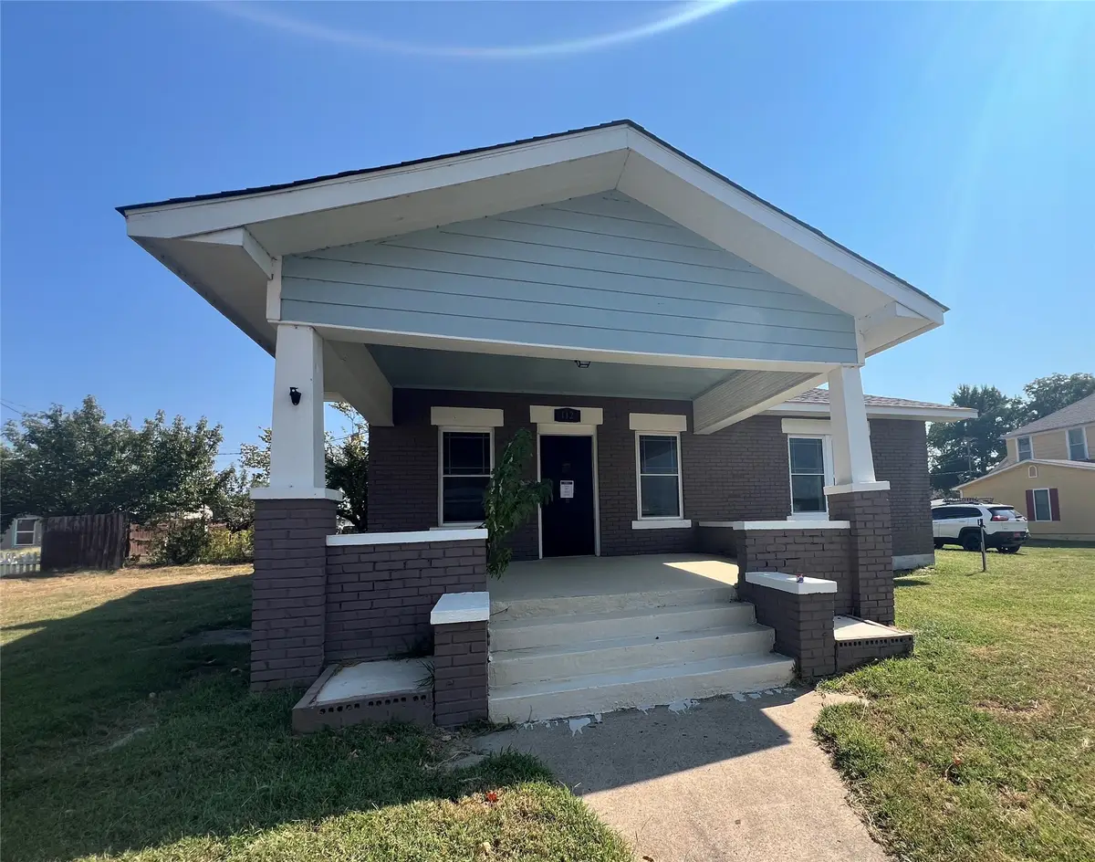 112 S Lee Street W, Fort Gibson, OK 74434 - #1