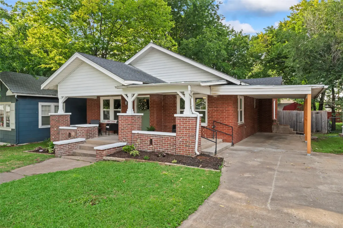 2225 E 12th Pl Place, Tulsa, OK 74104 - #1