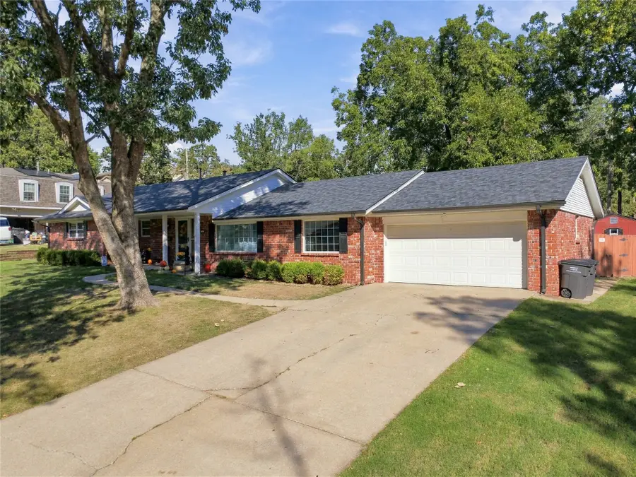 1352 Evergreen Drive, Bartlesville, OK 74006 - #2