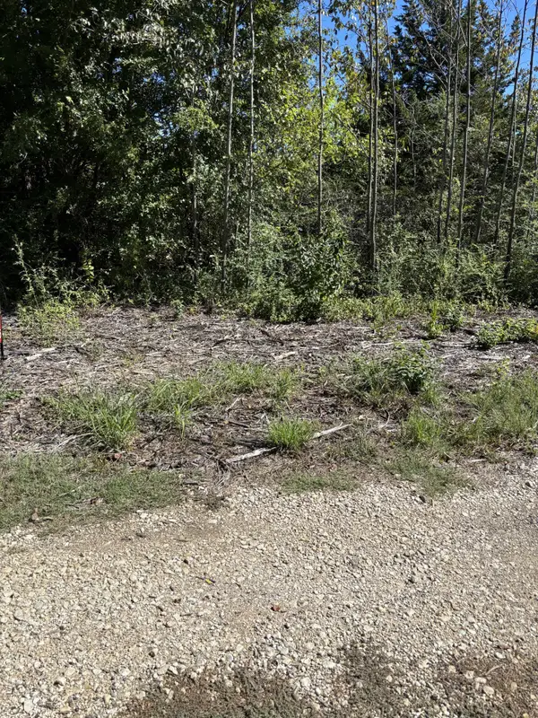 Susie Avenue, Kingston, OK 73439