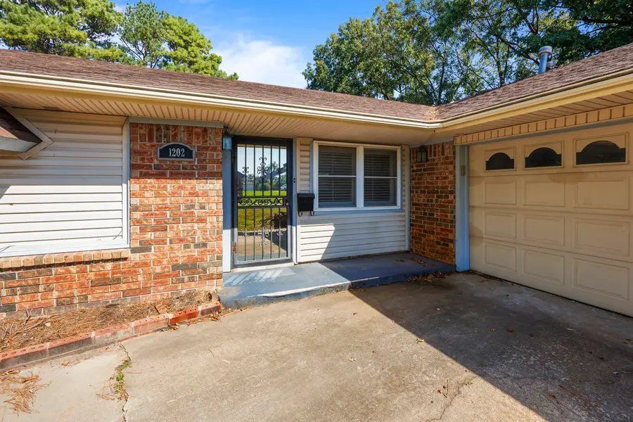 1202 SW 20th Street, Wagoner, OK 74467 - #3