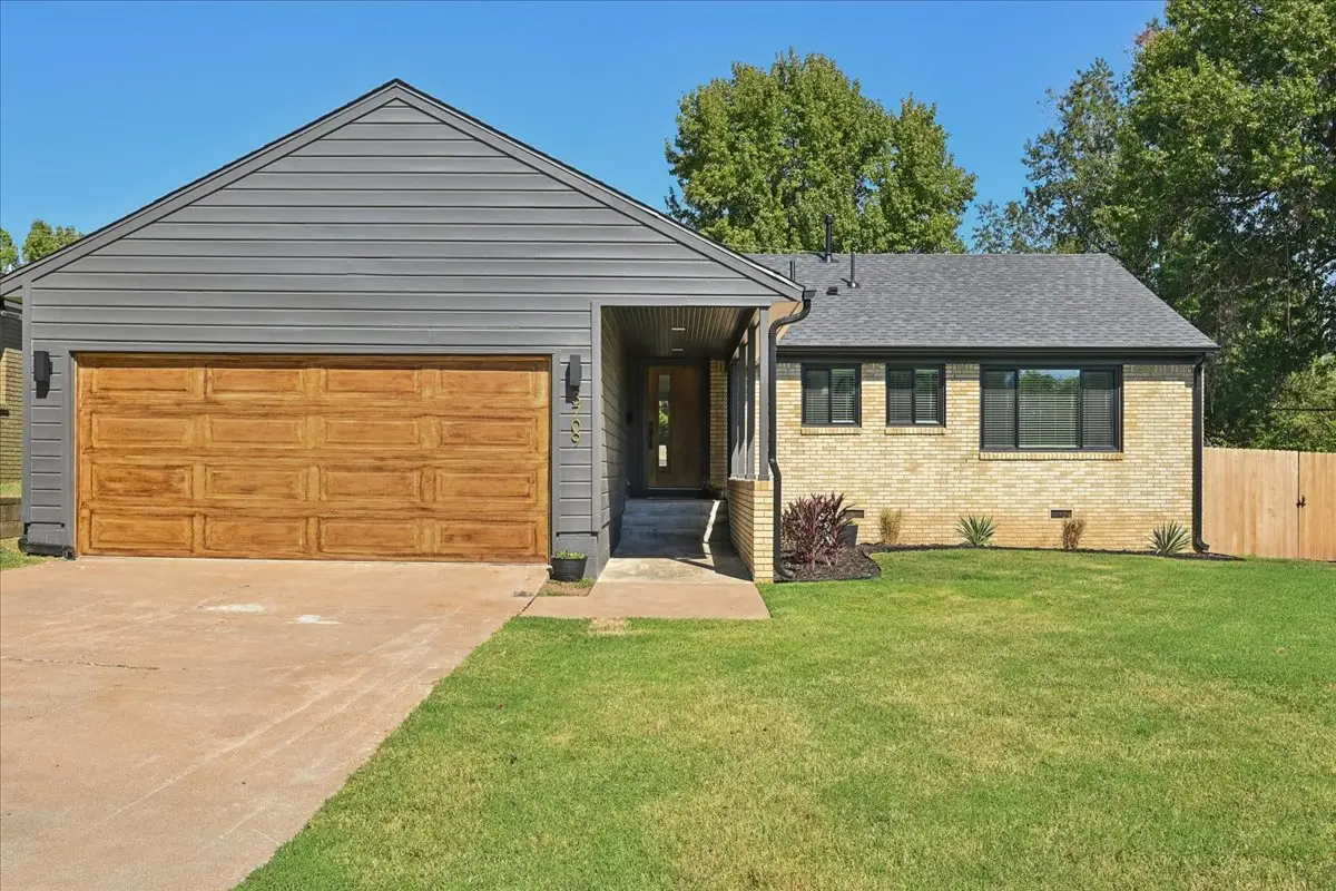 3709 E 40th Street, Tulsa, OK 74135 - #1
