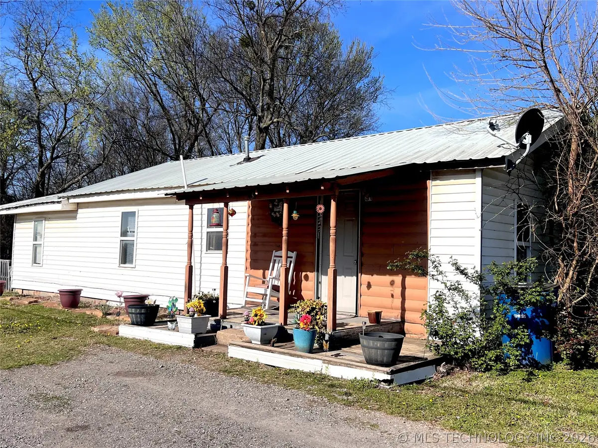 31 W 8th Street, Kiowa, OK 74553 - #1