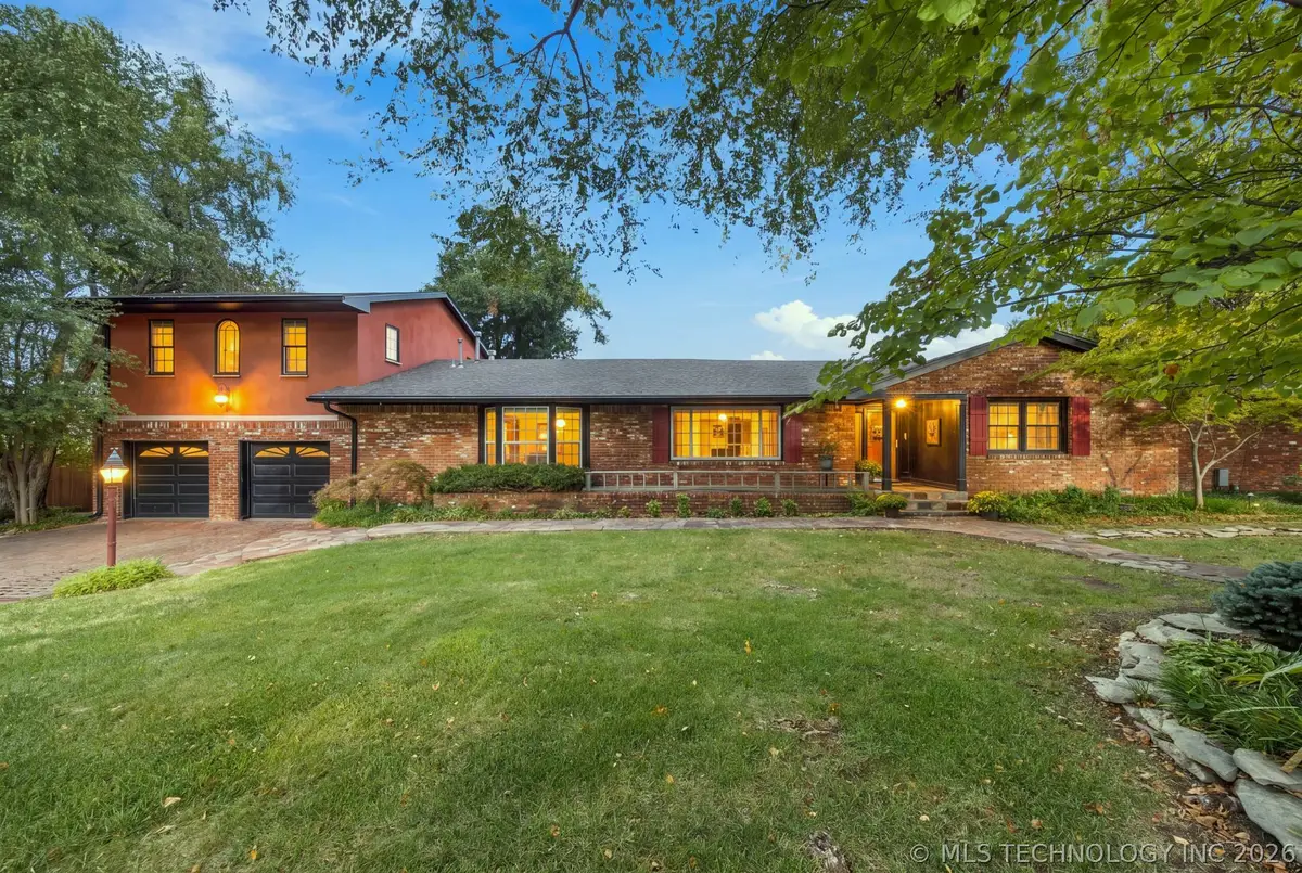 4231 S Columbia Place, Tulsa, OK 74105 - #1