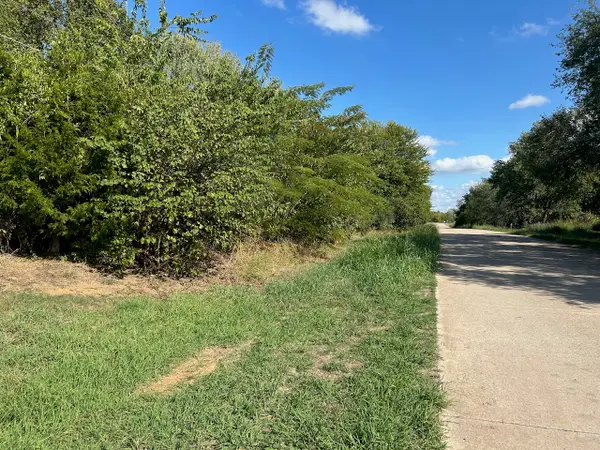 NW 11th Street S, Wagoner, OK 74467