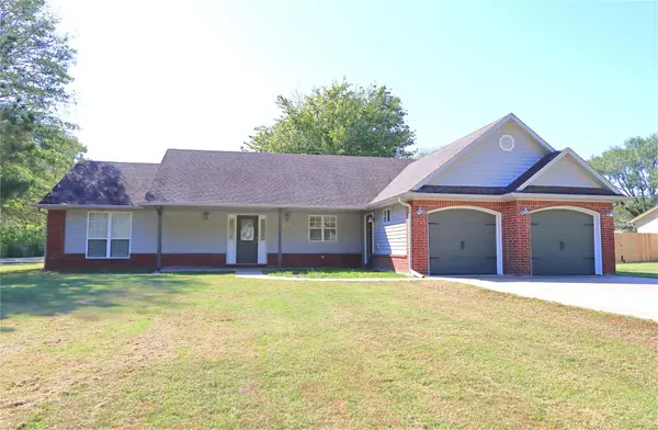 1508 SE 6th Street, Wagoner, OK 74467
