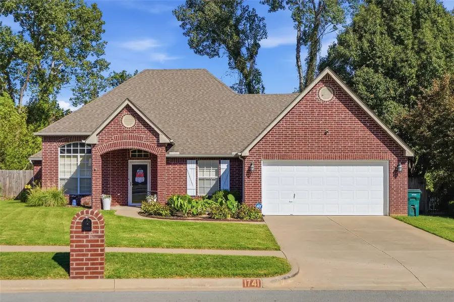1741 Holly Avenue, Sand Springs, OK 74063 - #3