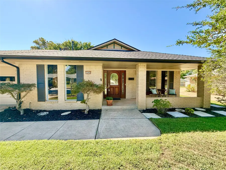 7204 E 55th Place, Tulsa, OK 74145 - #2