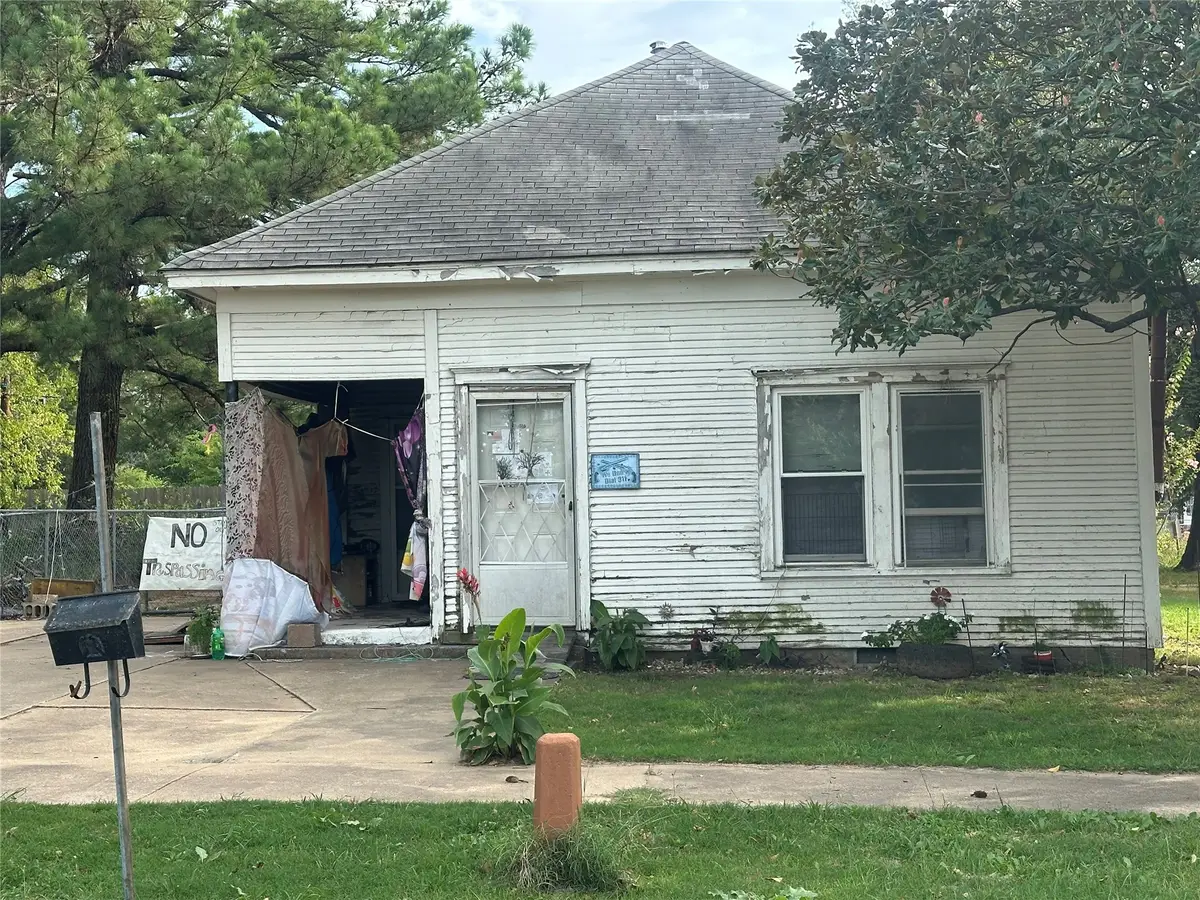 700 E 12th Street, Okmulgee, OK 74447 - #1