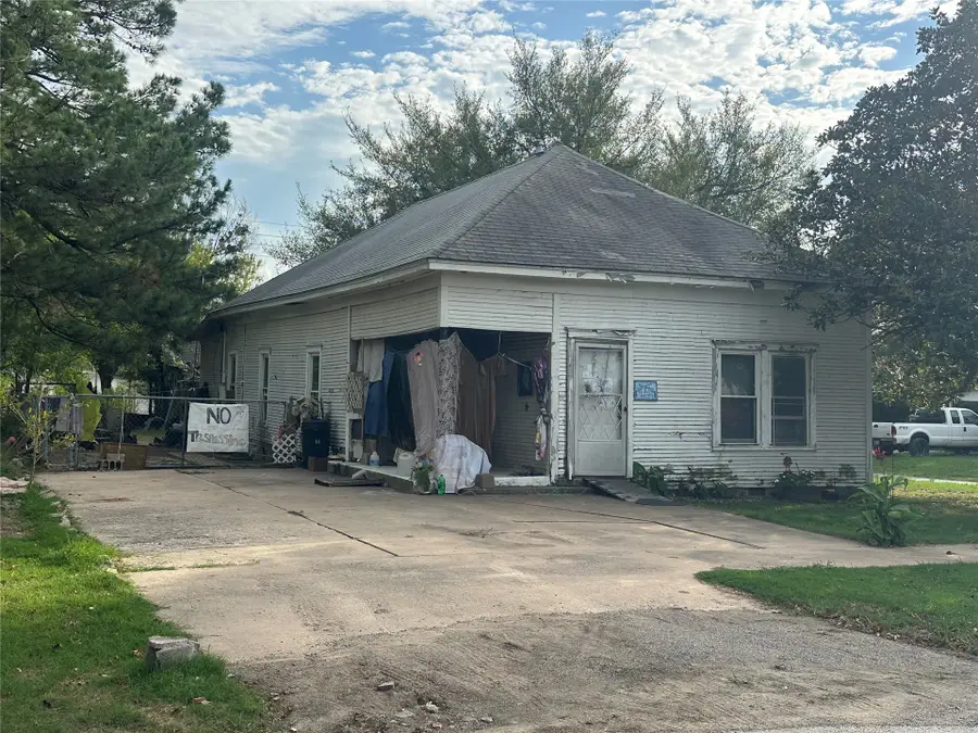 700 E 12th Street, Okmulgee, OK 74447 - #3