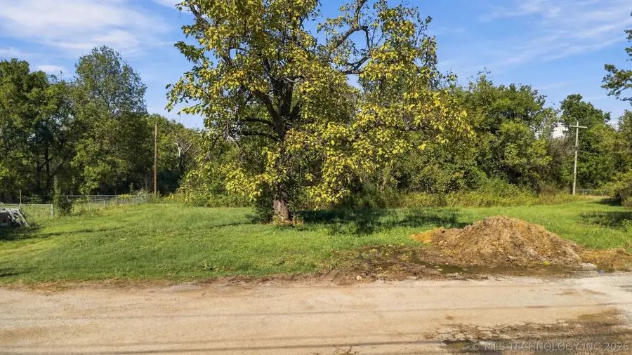 1029 E 12th Street, Okmulgee, OK 74447 - #2