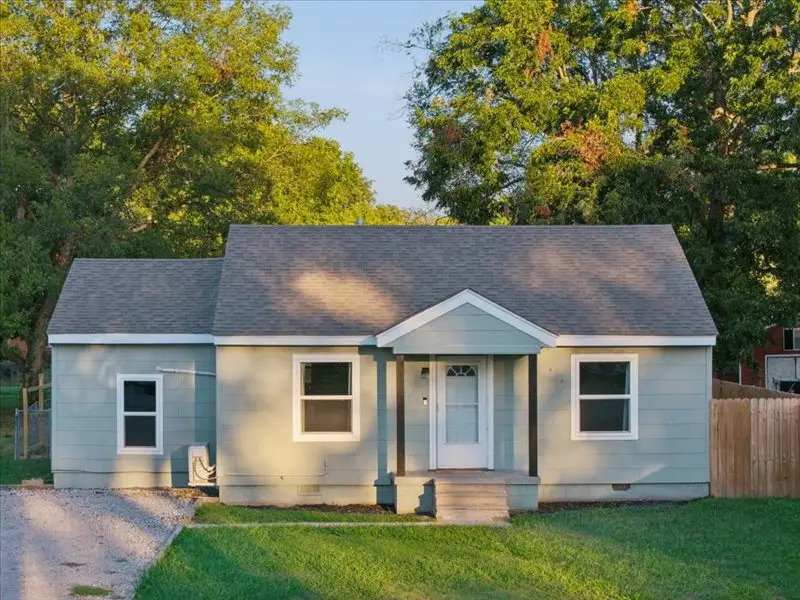 1112 Pettit Avenue, Hominy, OK 74035 - #2