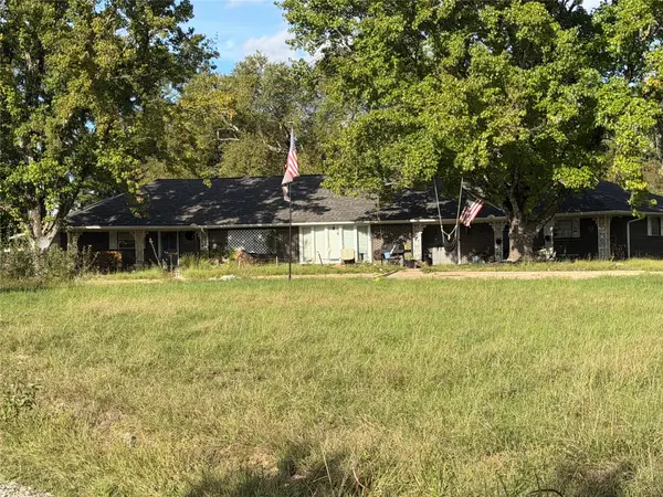 2343 W Community Chapel, Atoka, OK 74525