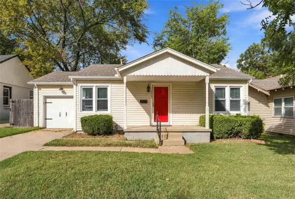 2023 E 12th Place, Tulsa, OK 74104