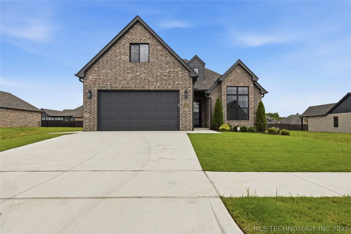 3709 W Laredo Street, Broken Arrow, OK 74012 - #1
