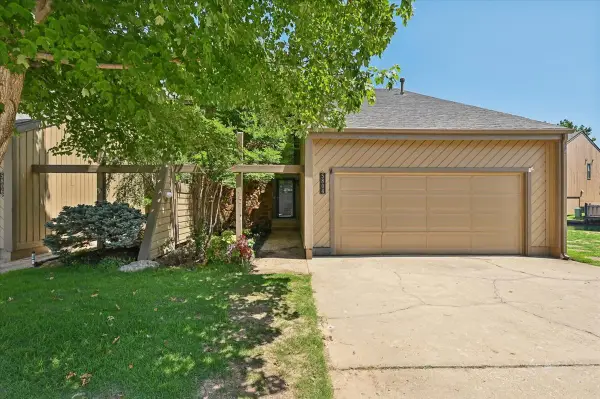 5804 S Atlanta Avenue S #2, Tulsa, OK 74105