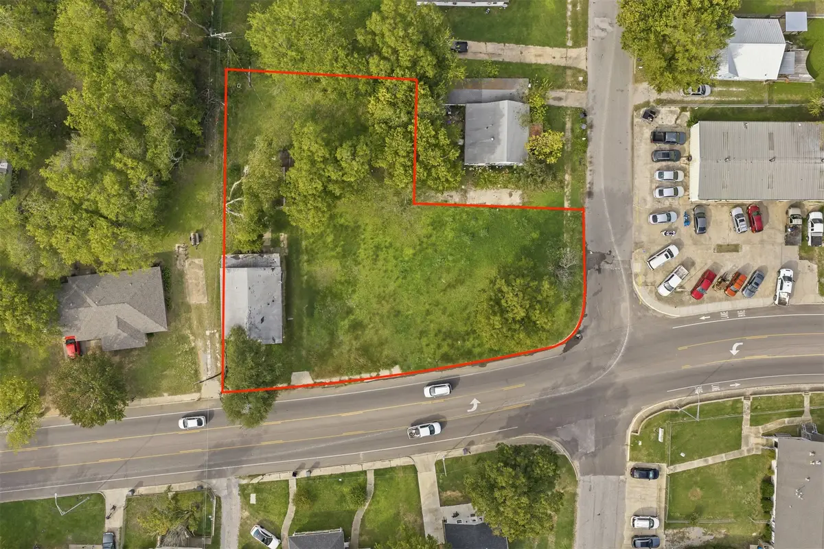 513 E Lake Murray, Ardmore, OK 73401 - #1